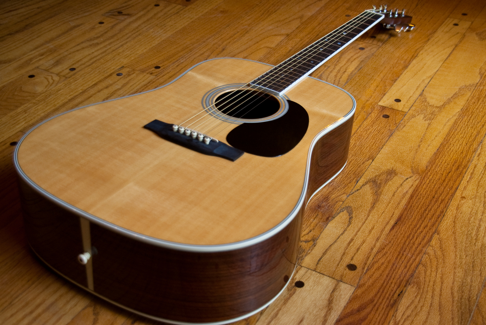 Martin d 35 dating